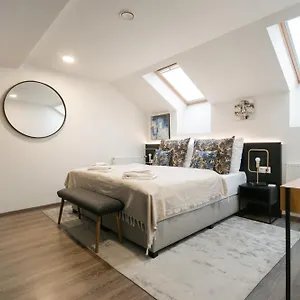 Coru House Apartmán